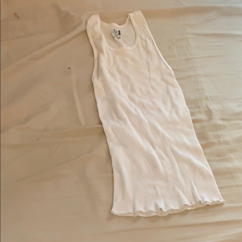 white tank